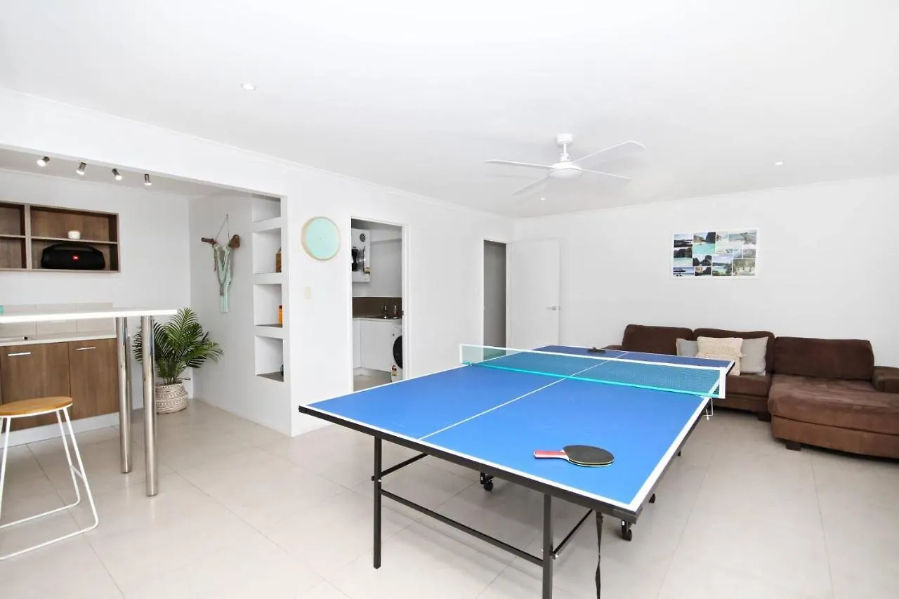 Stunning Home With Spectacular Views Coolum Beach 0*,