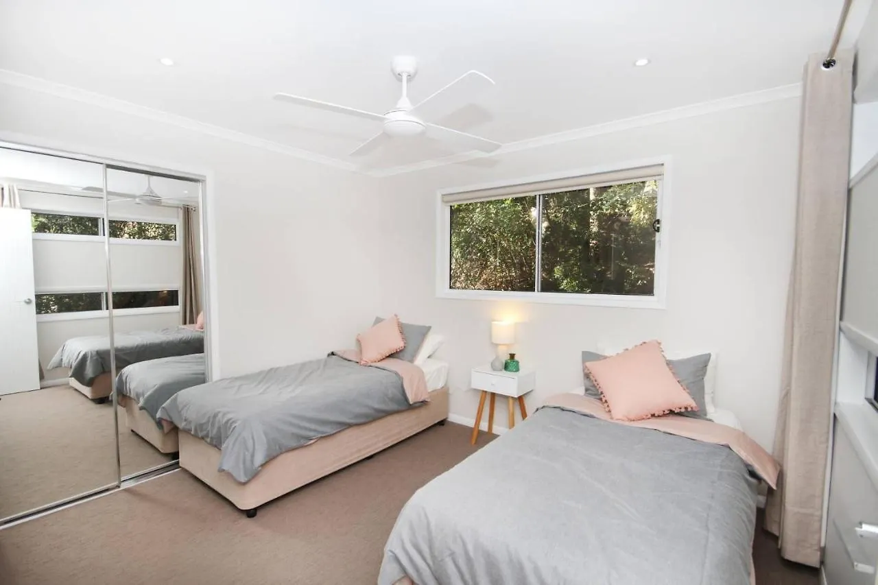 Stunning Home With Spectacular Views Coolum Beach Holiday home